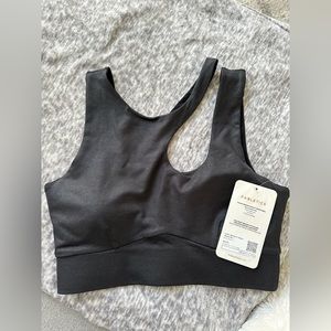 Fabletics Callie Medium Impact Sports Bra - size S
